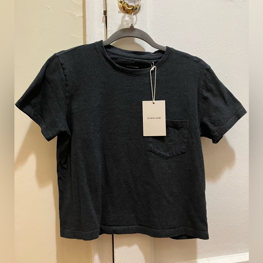 Everlane Charcoal Grey -  Pocket Tee - NEW WITH TAGS